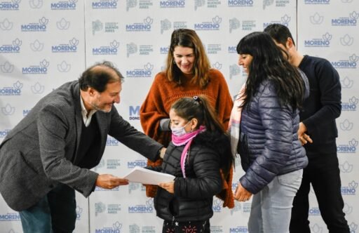 Mariel Fernández entregó nuevas Escrituras Sociales