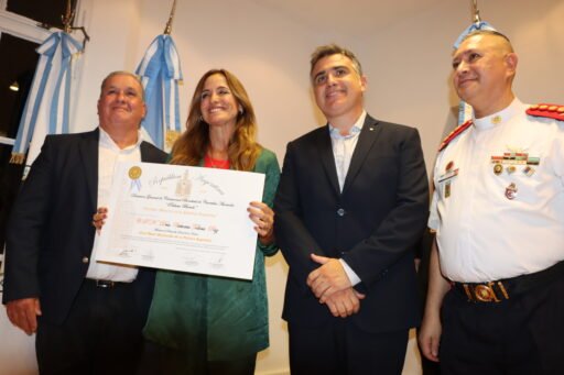 La Dirección General de Ceremonial Bomberil rindió homenaje a las mujeres de la política