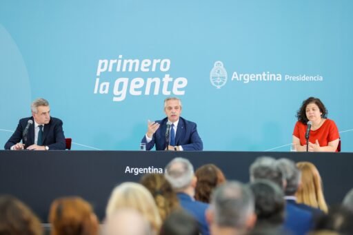 El Gobierno nacional presentó el plan Reconstruir Salud