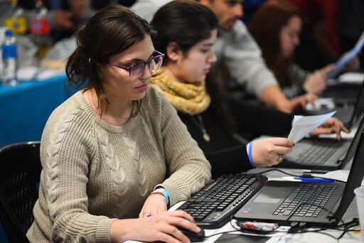 La Municipalidad de Escobar becará a 1.500 jóvenes para capacitarse en nuevas tecnologías a través de “Programa tu Futuro”.