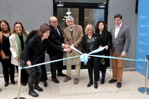 Se inauguró en el INTI la primera planta pública para la innovación en producción farmacéutica