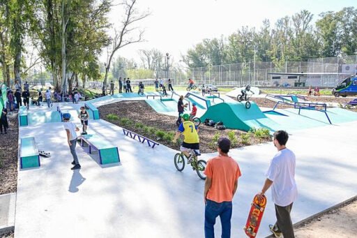 Ariel Sujarchuk inauguró el segundo skatepark del distrito