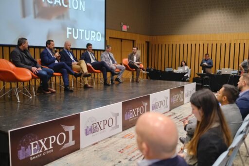 Expo “Smart Cities”: Sujarchuk disertó sobre la modernización del Estado Municipal en un evento internacional en Colombia